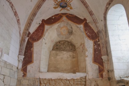 église d'Olloix, mur du chevet avant la restauration  